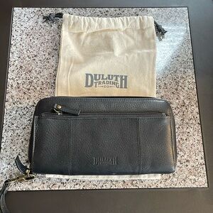 DULUTH TADING CO WALLET WITH DUSTBAG